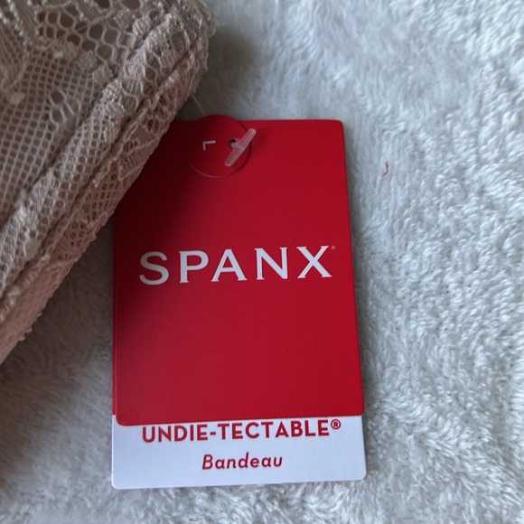 SPANX Undie - Tectable Better Bandeau - Picture 4 of 11